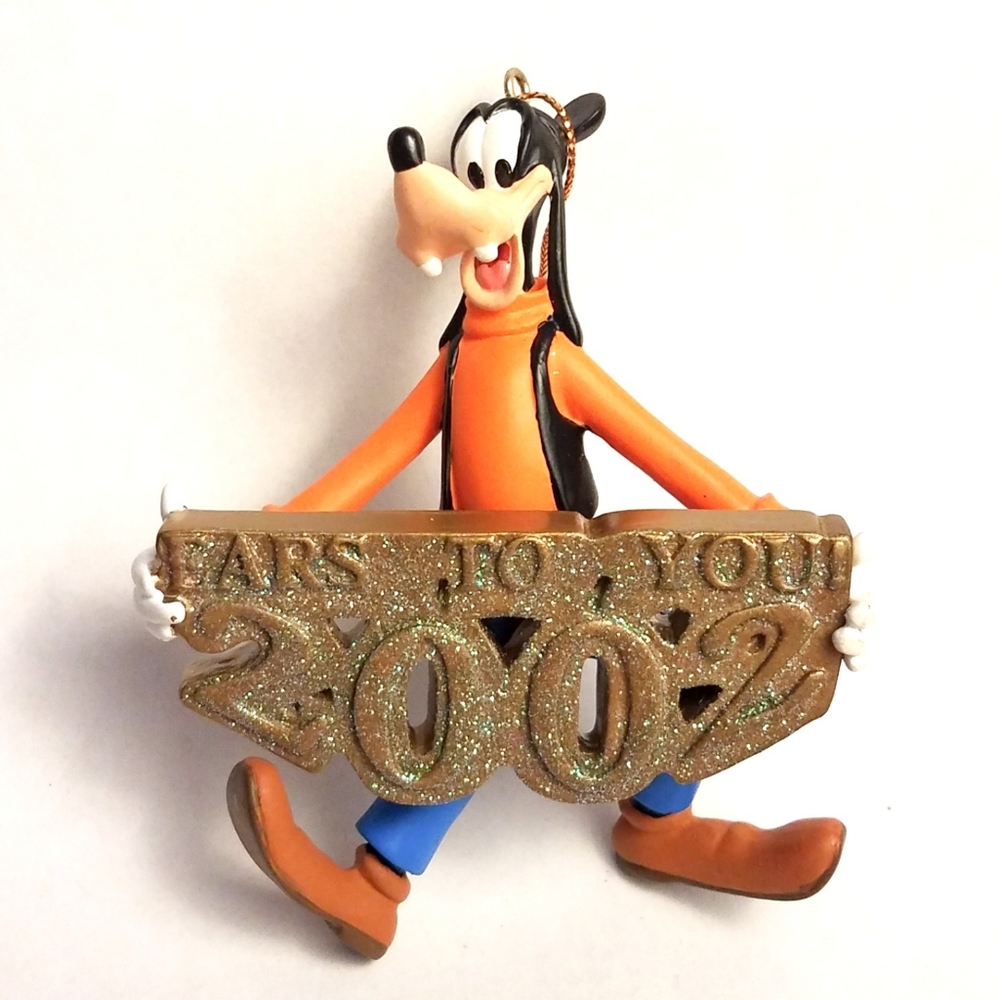Disney Exclusive 2002 Ears To You Goofy Ornament